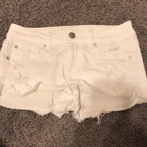 Really cute white shorts